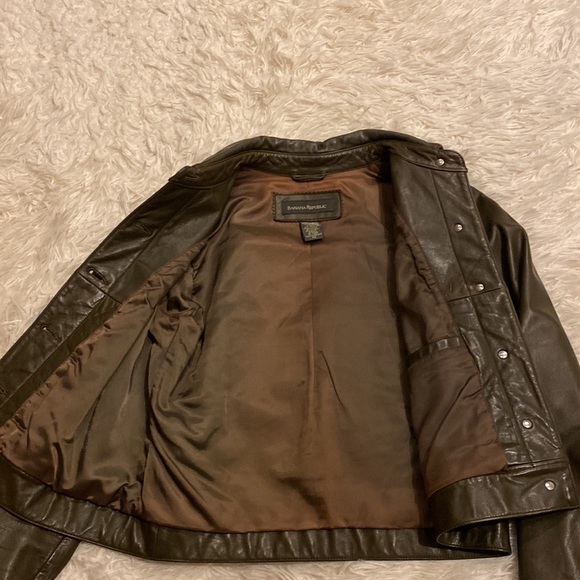 Banana republic women’s olive green, 100% genuine leather jacket, XS,fully lined - Picture 5 of 5
